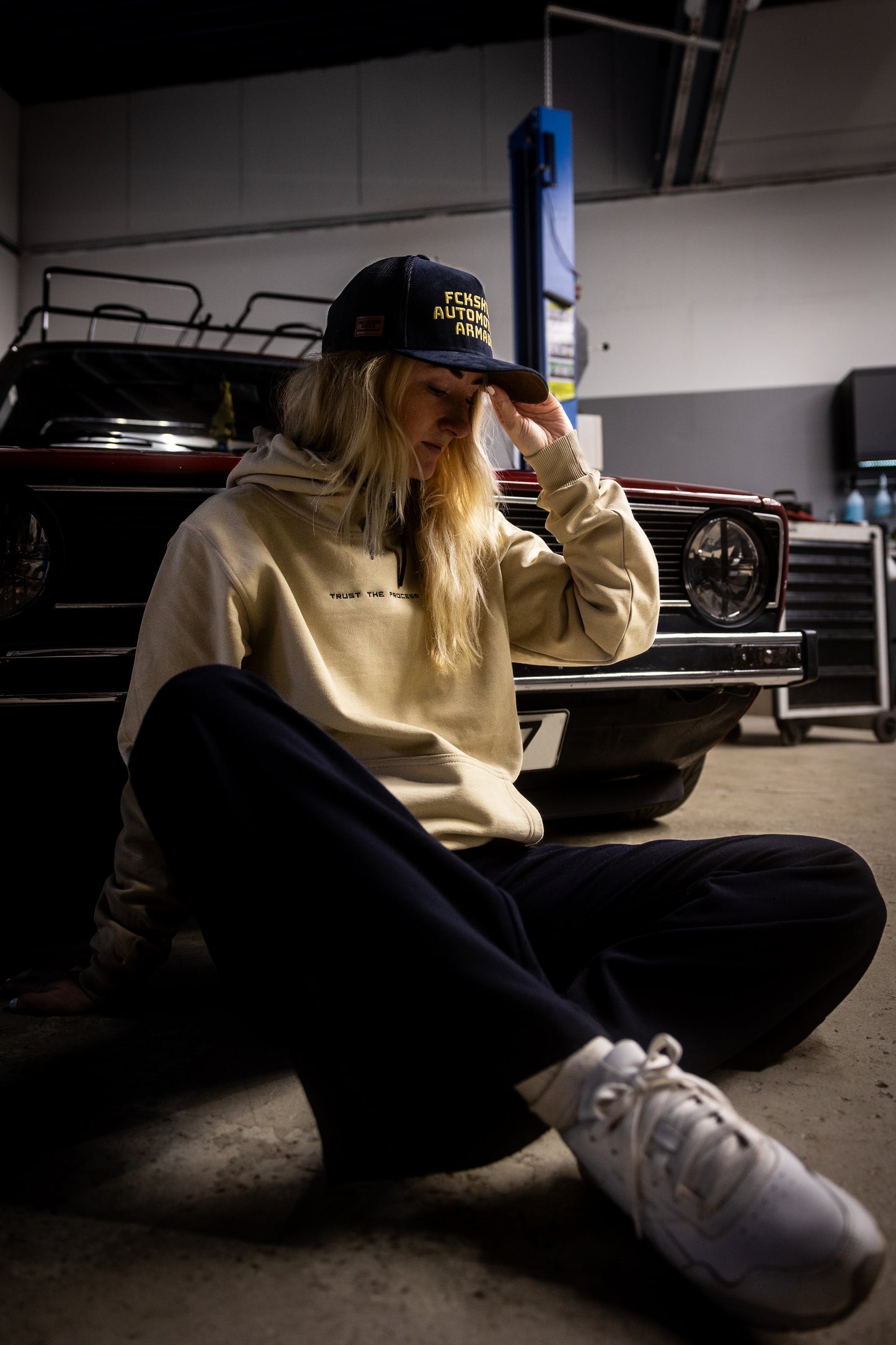 Hoodie Trust The Process - Sand Color
