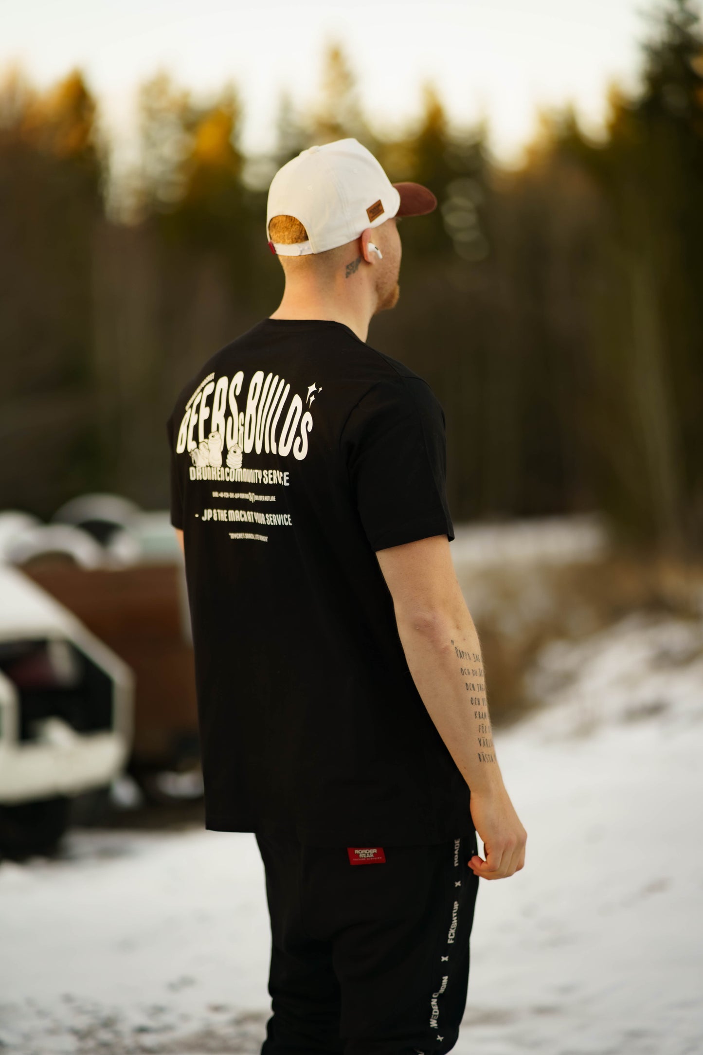 ONROADERS PODCAST BEERS N BUILDS T-SHIRT