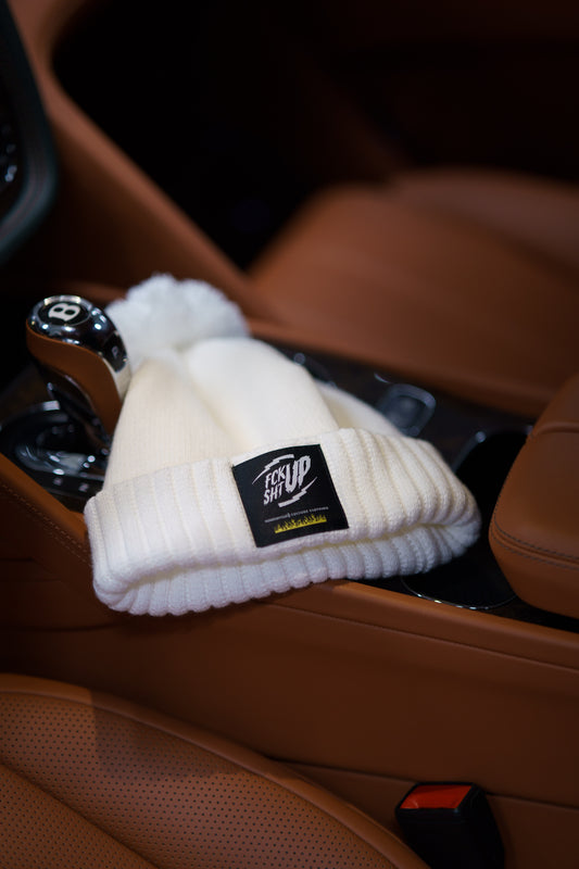 The Roaderwear Classic Beanie / Mössa med toffs - Vit