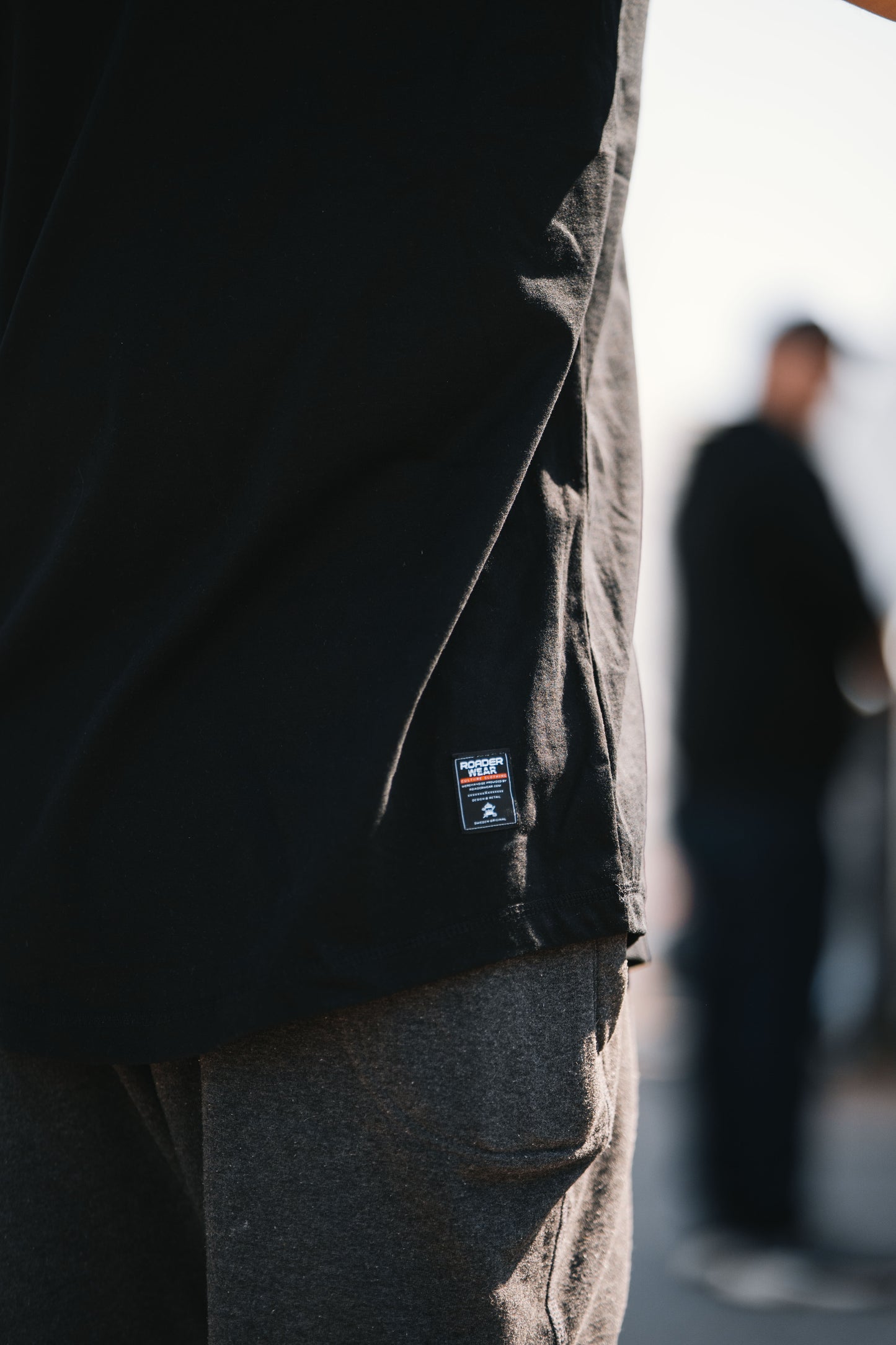 Roaderwear "Shitbox" Tee – Guld / Svart