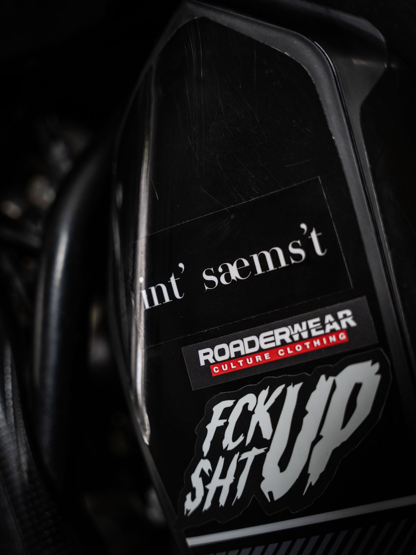 ONROADERS PODCAST INT SAEMST STICKER