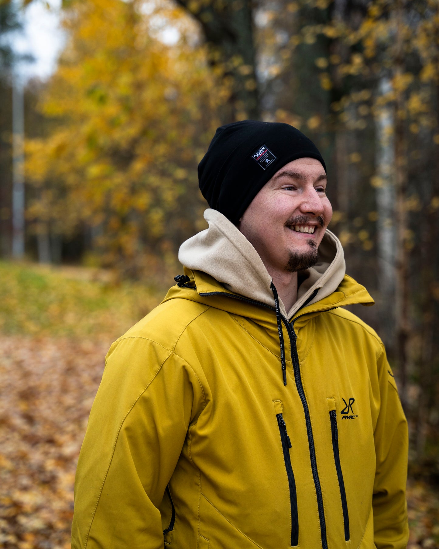 Roaderwear Thin Black Beanie – Tunn mössa / arbetsmössa