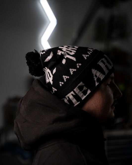 Roaderwear Beanie - Automotive Armada med toffs!