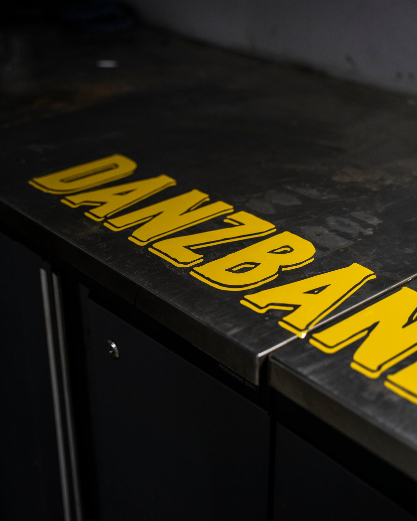 Danzbanderz Sticker / dekal / streamer 80cm