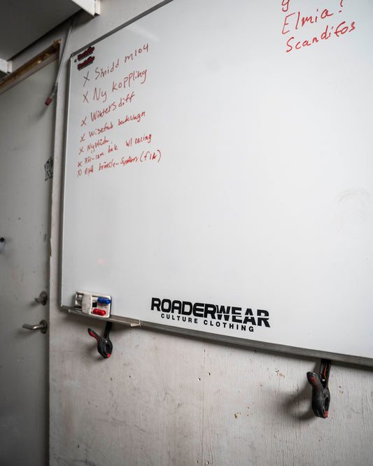 Roaderwear Stickers Black Die-Cut