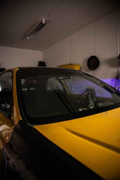 Roaderwear Window Streamer With Die-Cut Logo