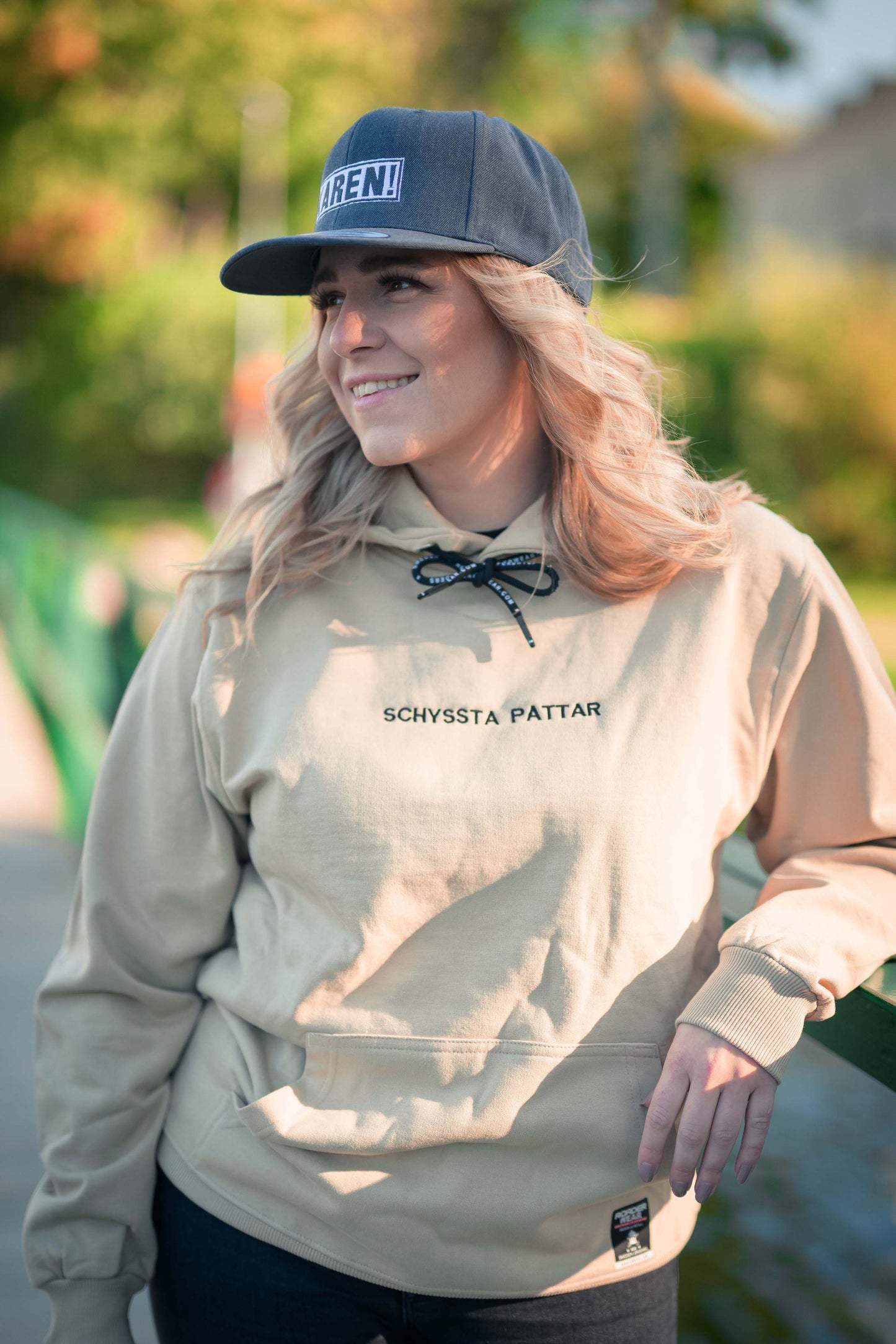 Schyssta Pattar Limited Hoodie - Sand