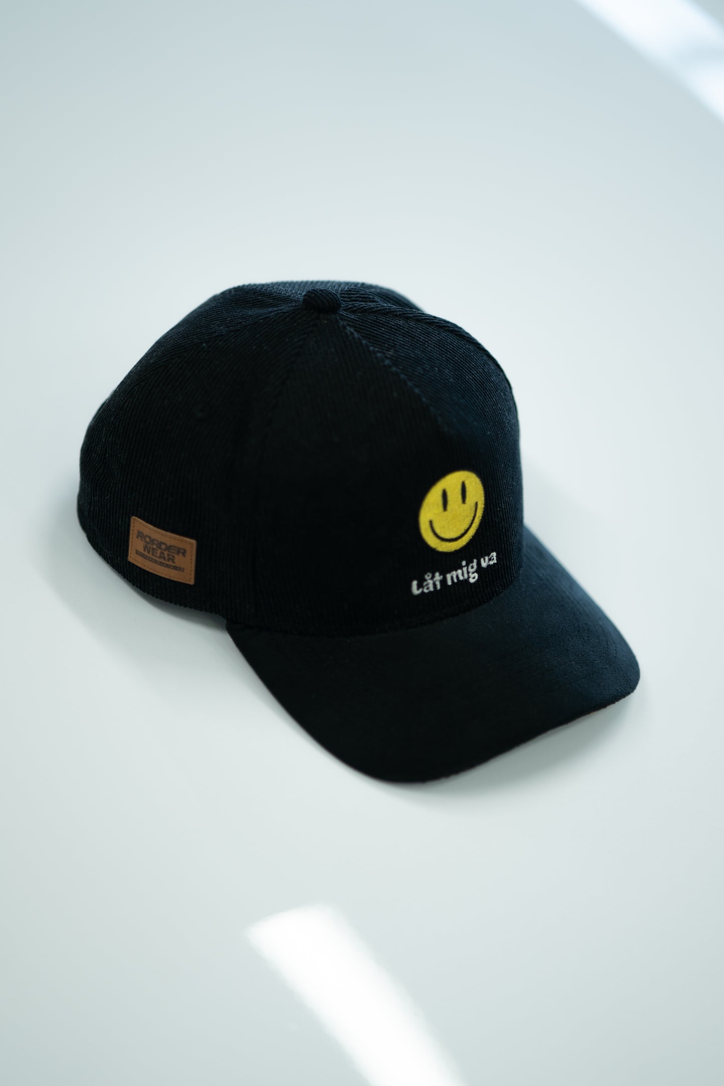 Roaderwear Svart 5-panel Truckerkeps - Låt Mig Va!