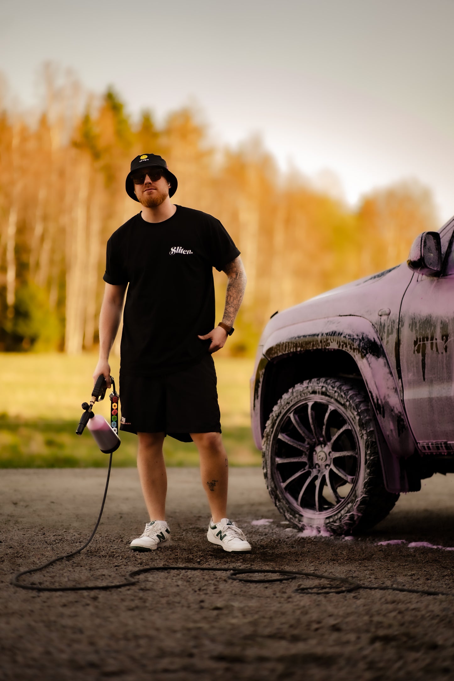 "Sliten" Roaderwear T-shirt Classic Fit - Svart
