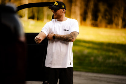 "Sliten" Roaderwear T-shirt Classic Fit - Vit