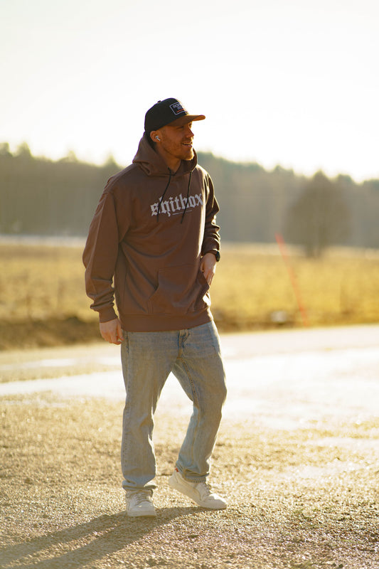 “Shitbox” Hoodie – Mocha / Vit