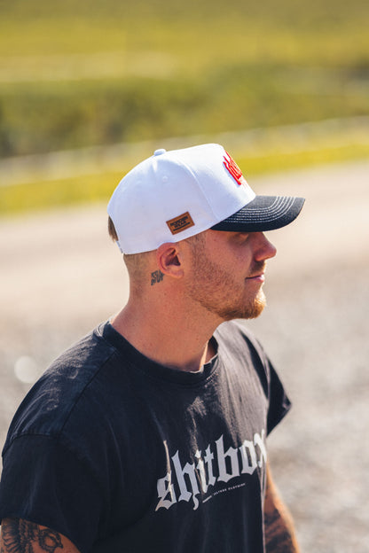 Fckshtup Flames White / Black Baseball Cap / Keps 5-panel