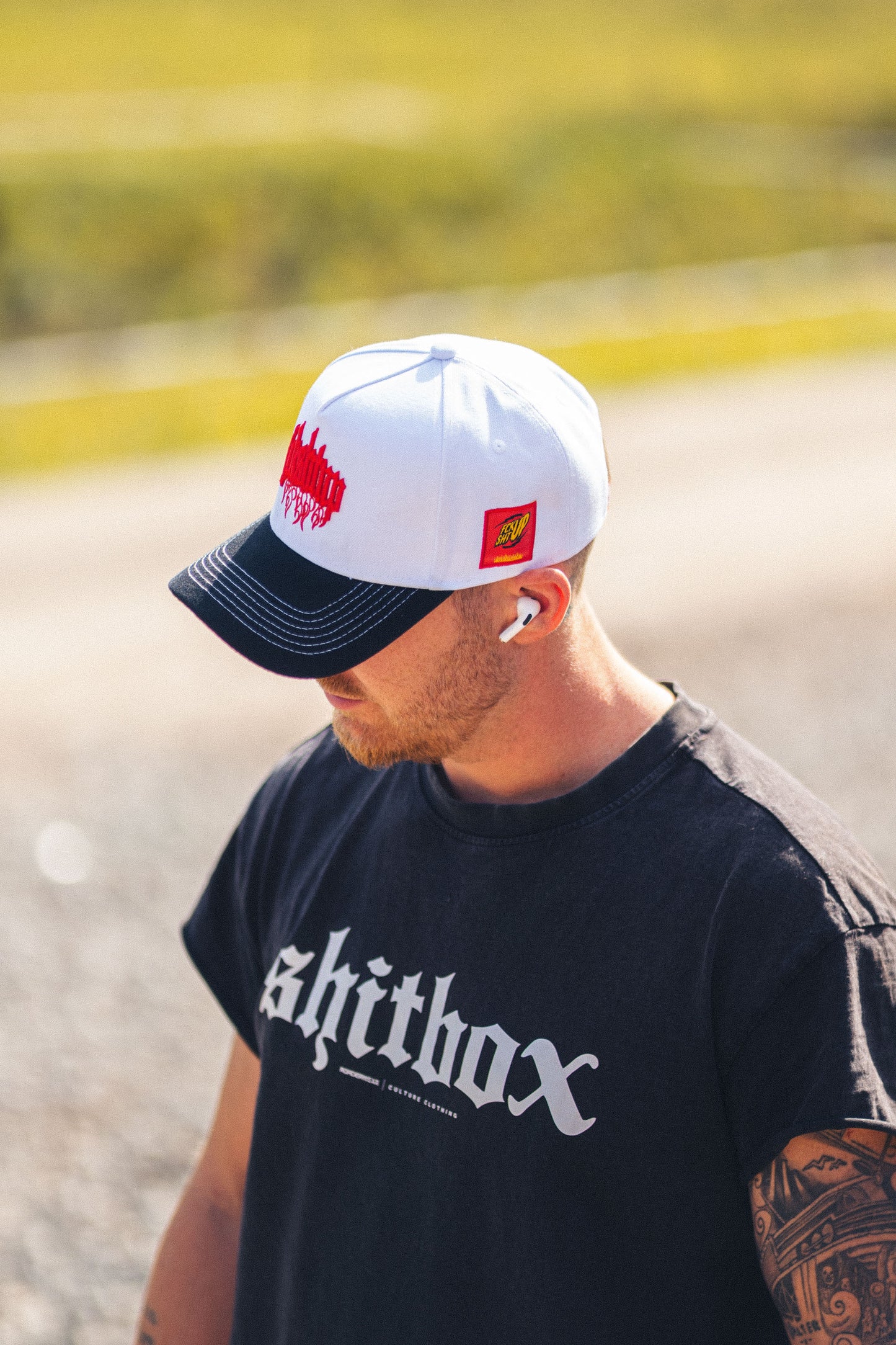 Fckshtup Flames White / Black Baseball Cap / Keps 5-panel