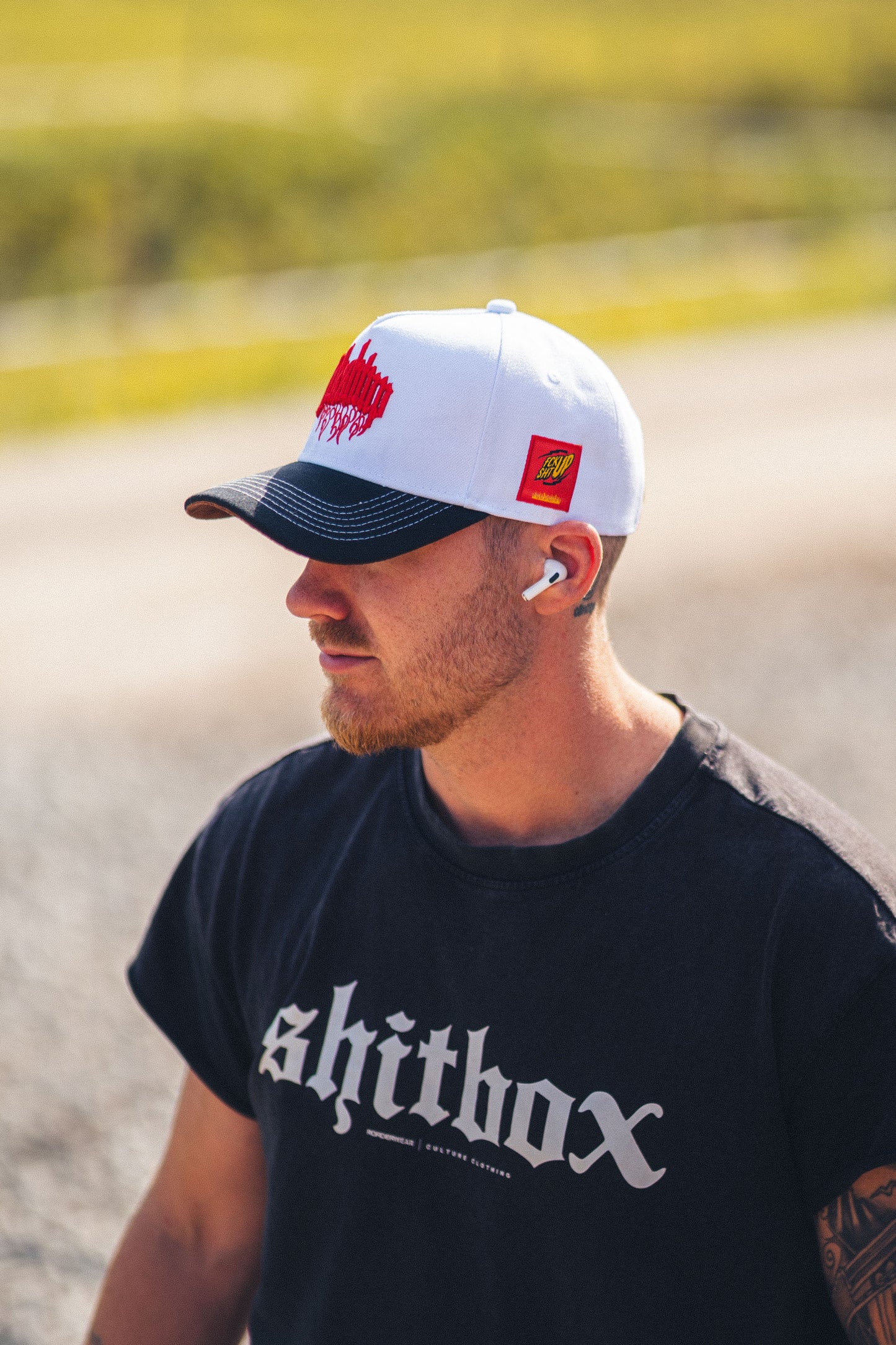 Fckshtup Flames White / Black Baseball Cap / Keps 5-panel