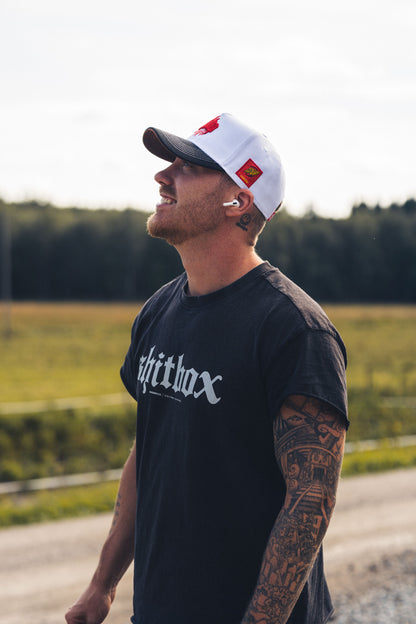 Fckshtup Flames White / Black Baseball Cap / Keps 5-panel