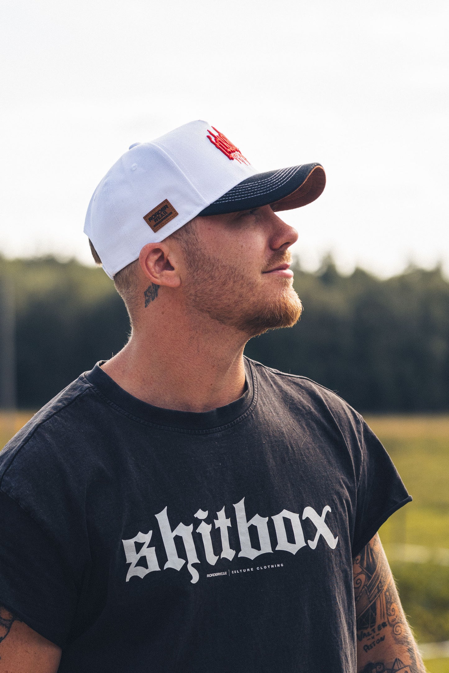 Fckshtup Flames White / Black Baseball Cap / Keps 5-panel