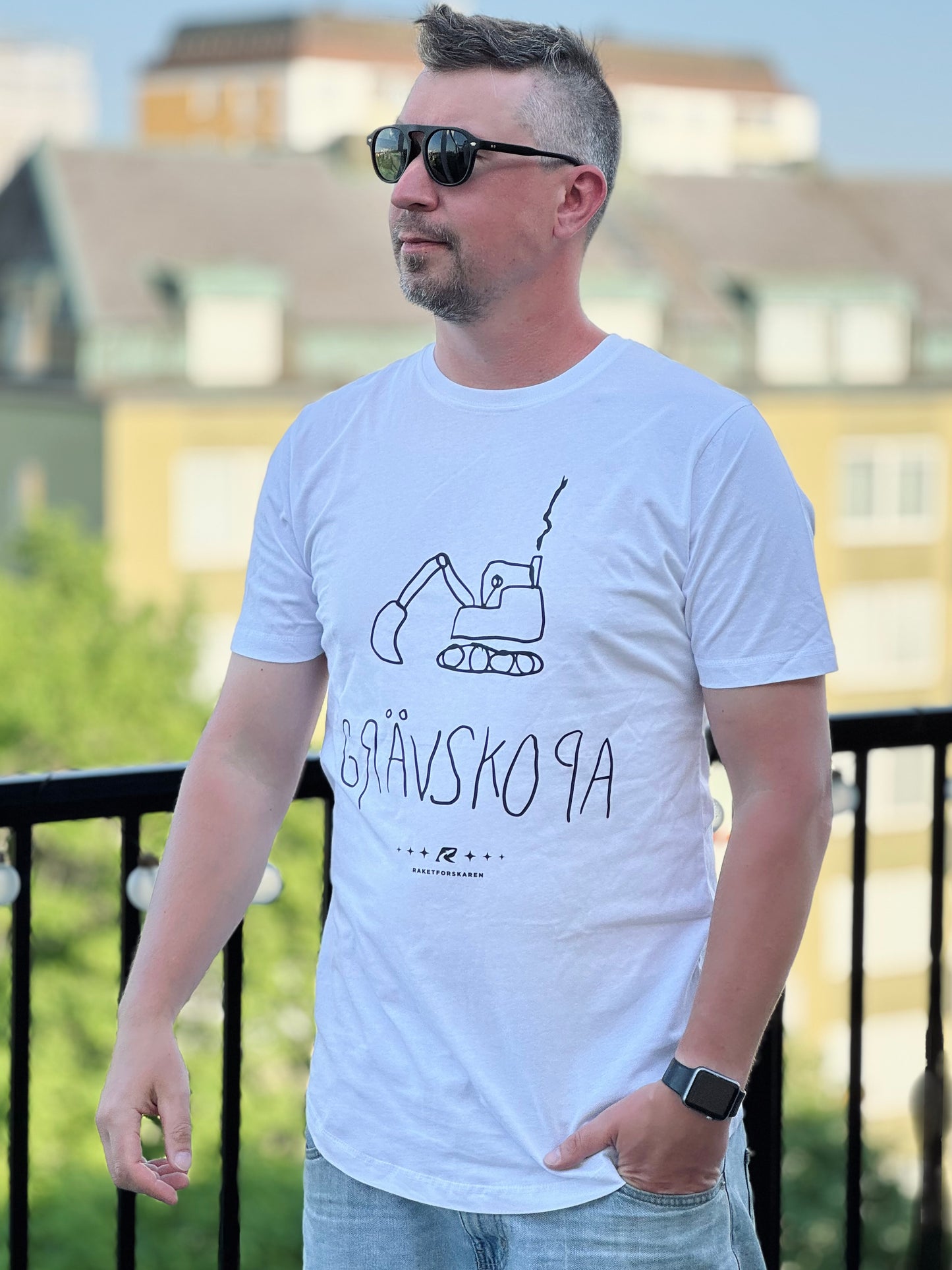 Raketforskaren - Grävskopa - Vit T-shirt