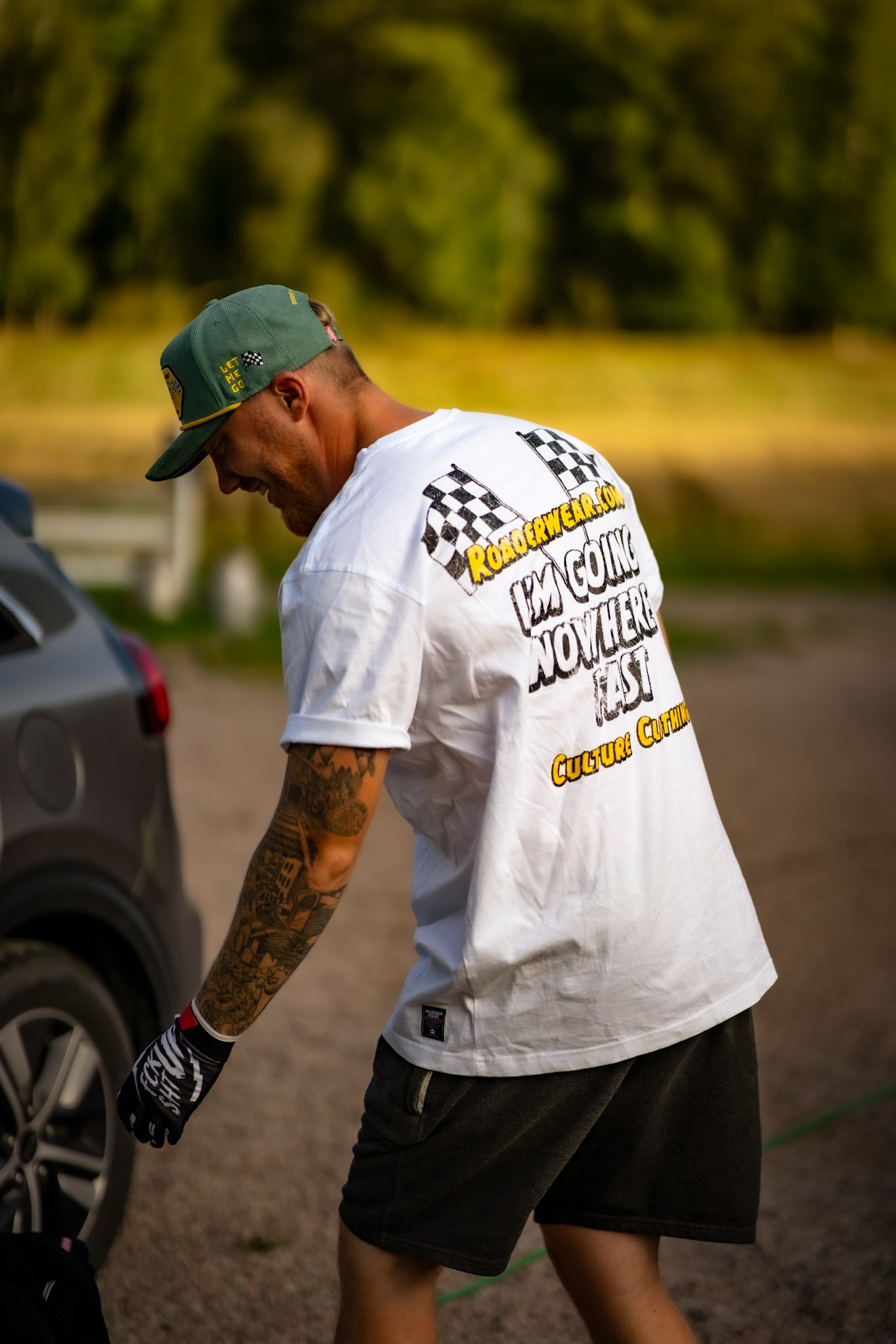 Roaderwear Im Going Nowhere Fast Vit Classic T-shirt