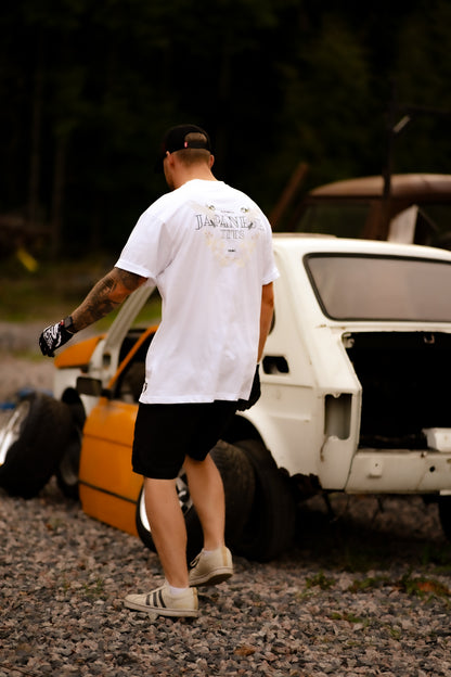 HÜRUNG3 Japanese Tits T-shirt