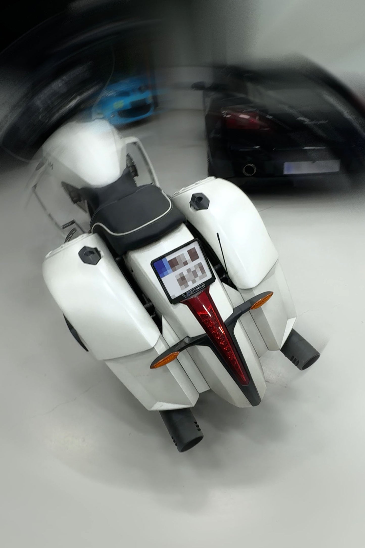 Critical Blurred Regskylt MC-Storlek