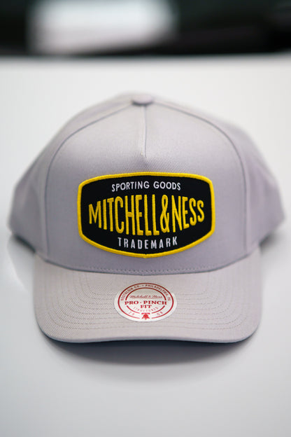 Mitchell & Ness Keps - Own Brand Grey/Yellow Sporting Trucker - Patch