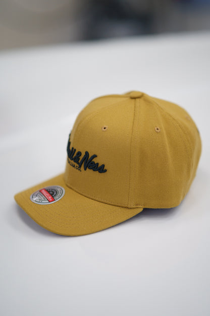 Mitchell & Ness Keps - Own Brand Pinscript Tan/Black Red Classic