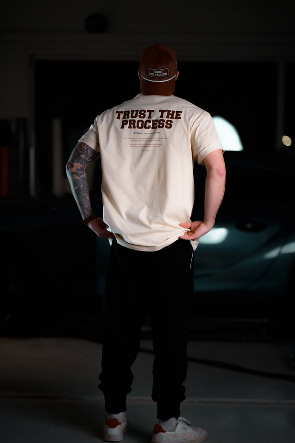 The Roaderwear Trust The Process Tee / T-shirt - Cream / Vit