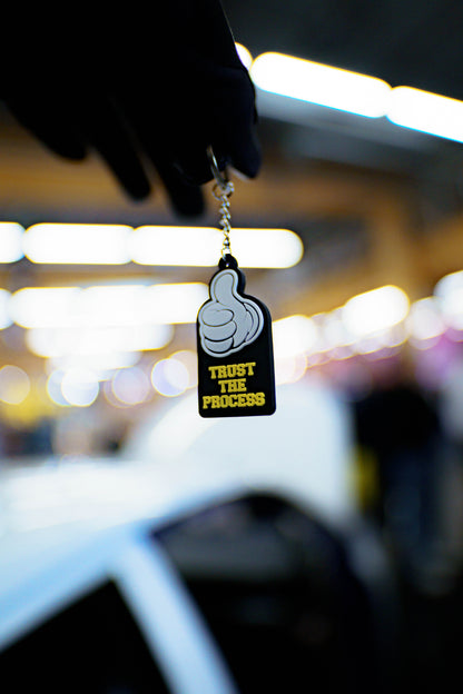 Rubber Keychain / Nyckelring Trust The Process 2.0 - Black
