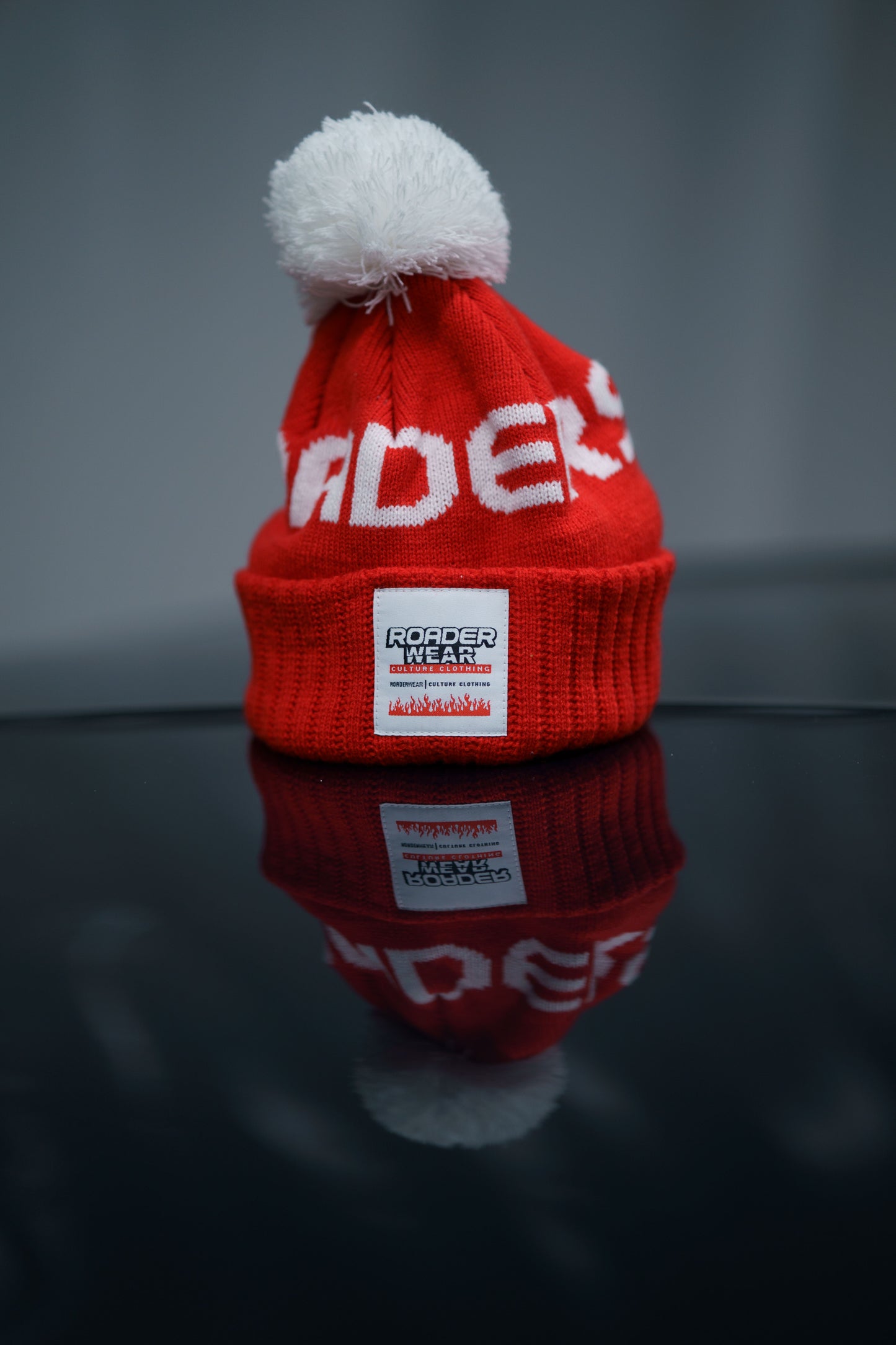 The Classic Onroaders Beanie / Mössa med toffs