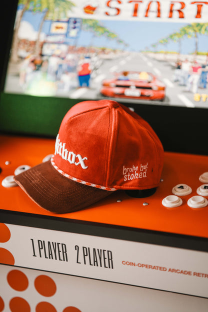 Roaderwear 5-panel keps – Shitbox Rust Revival (Red/Brown Checker)