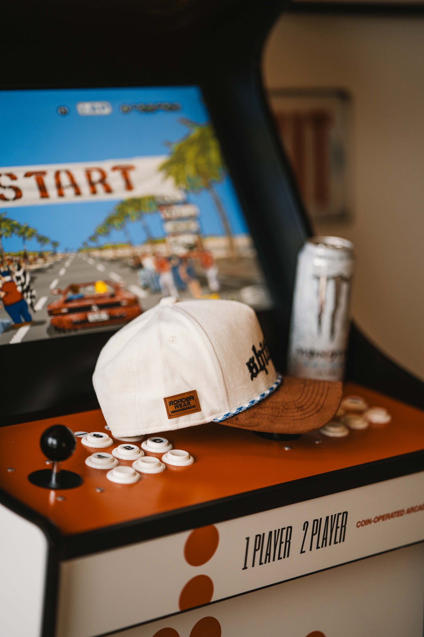 Roaderwear 5-panel keps – Shitbox Milk & Torque (Cream/Brown/Blue)