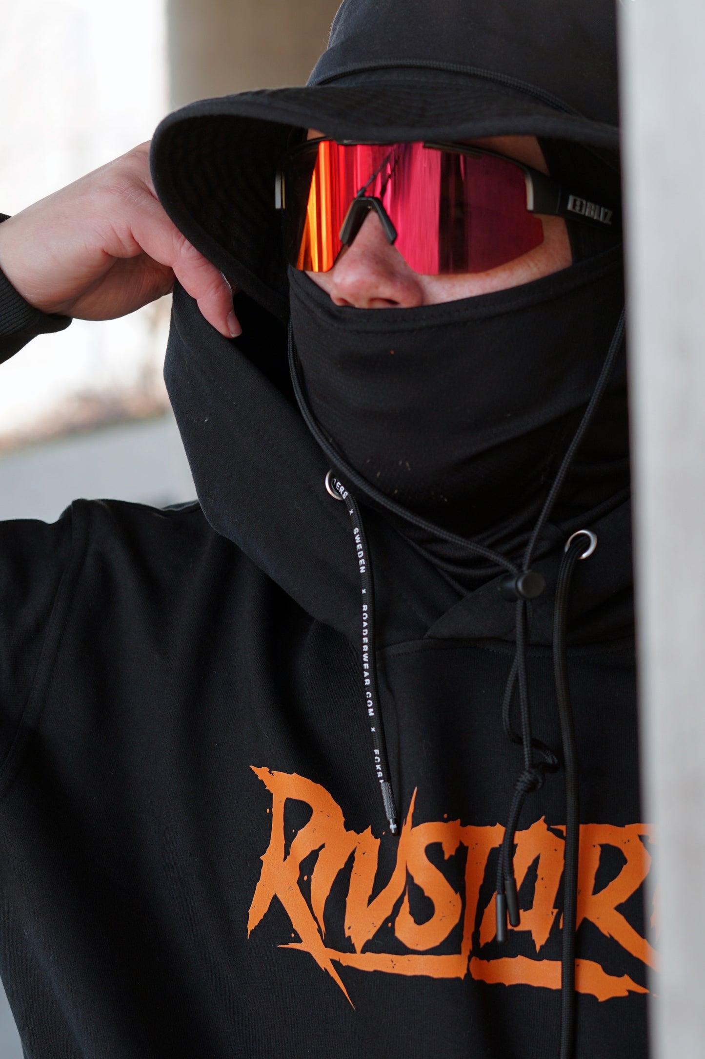 Rivstart Classic Svart Hoodie