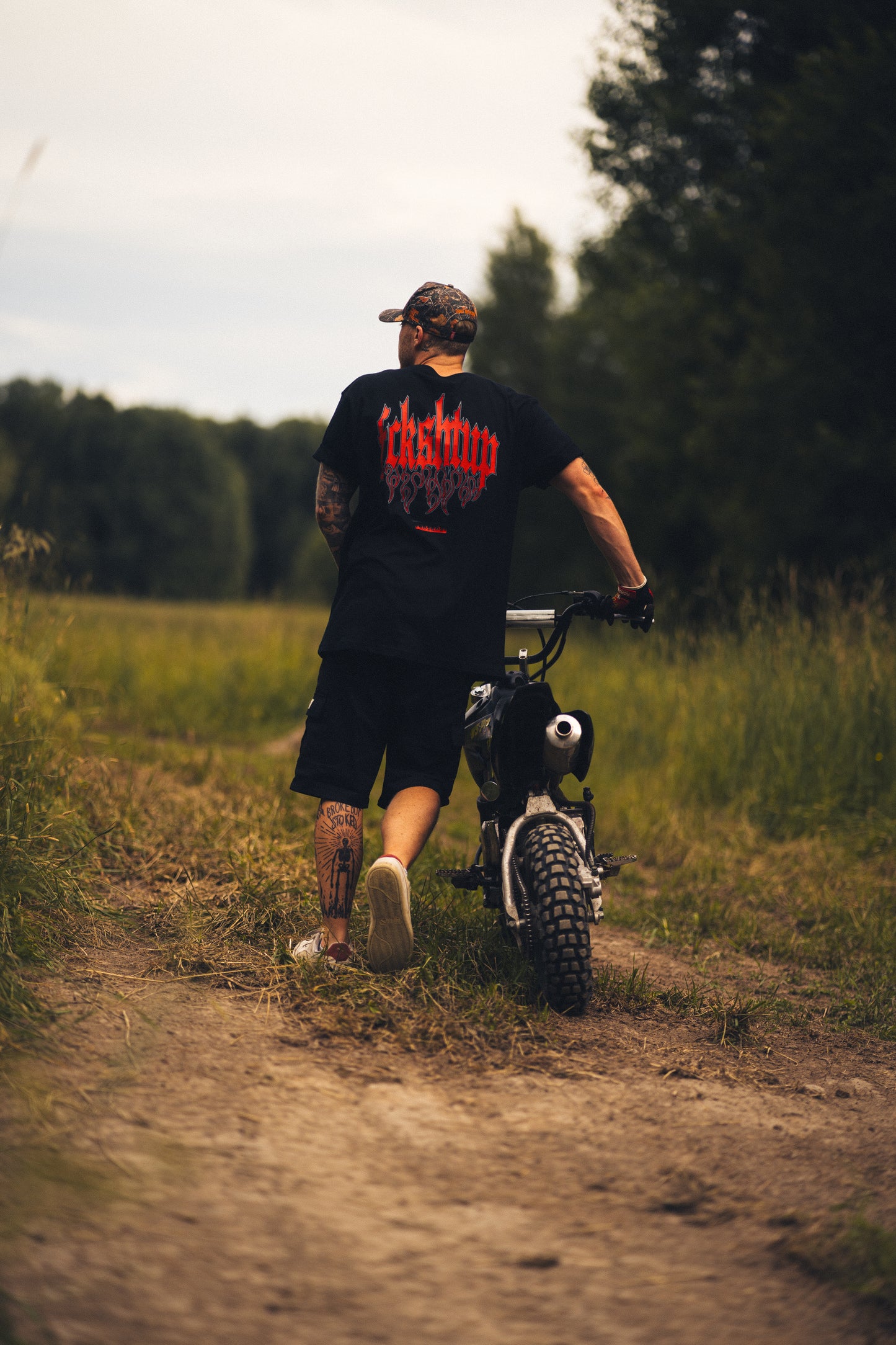 Fckshtup Red Flames Svart Tee