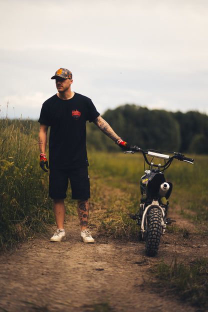 Fckshtup Red Flames Svart Tee