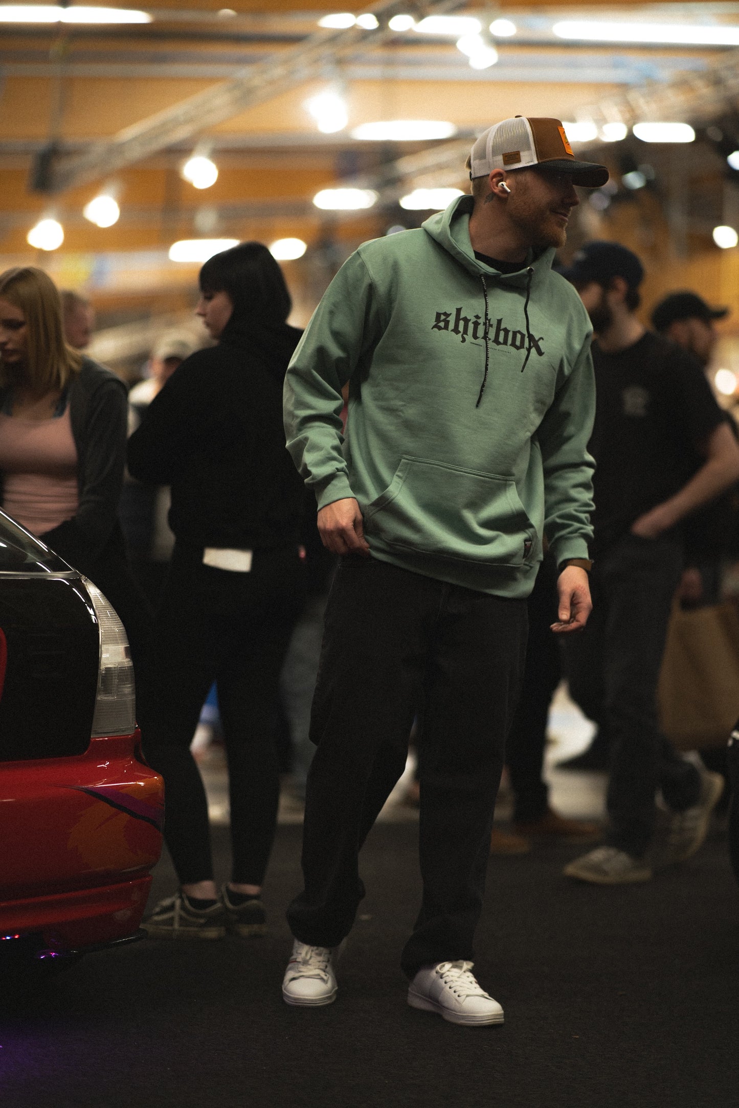 “Shitbox” Hoodie – Fern / Svart