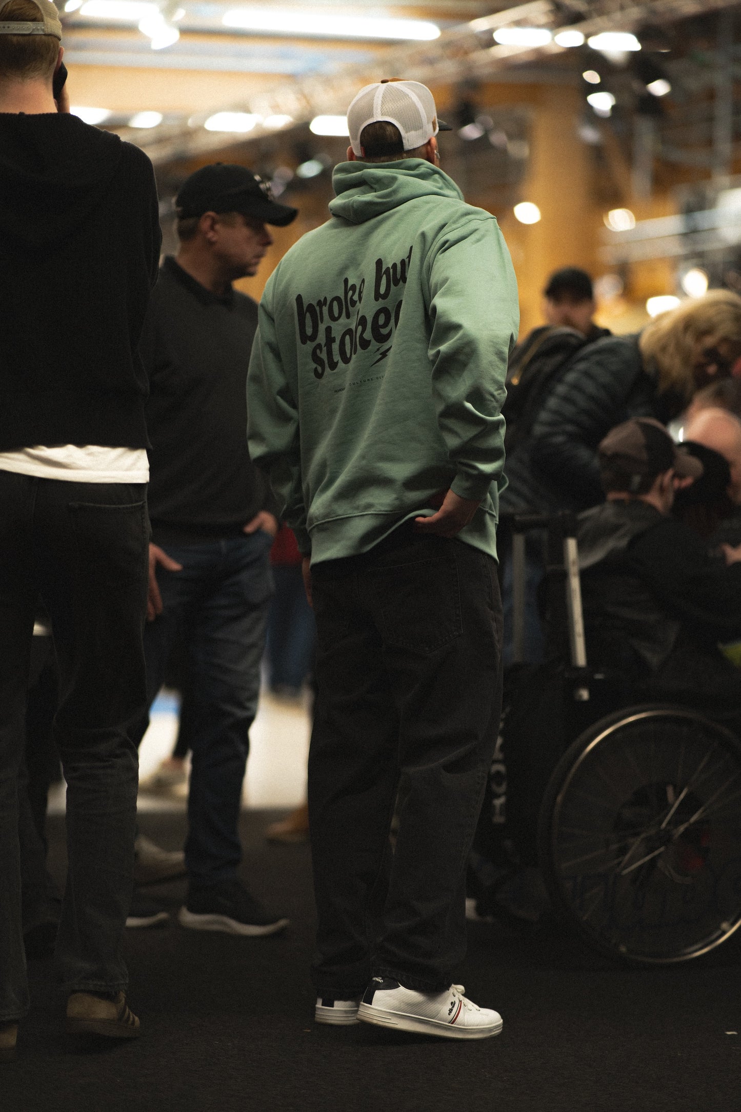 “Shitbox” Hoodie – Fern / Svart