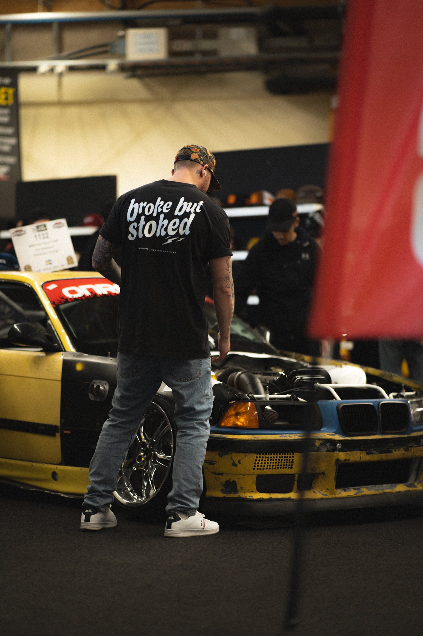 "Shitbox" Acidwash Svart Tee T-shirt – Vitt tryck