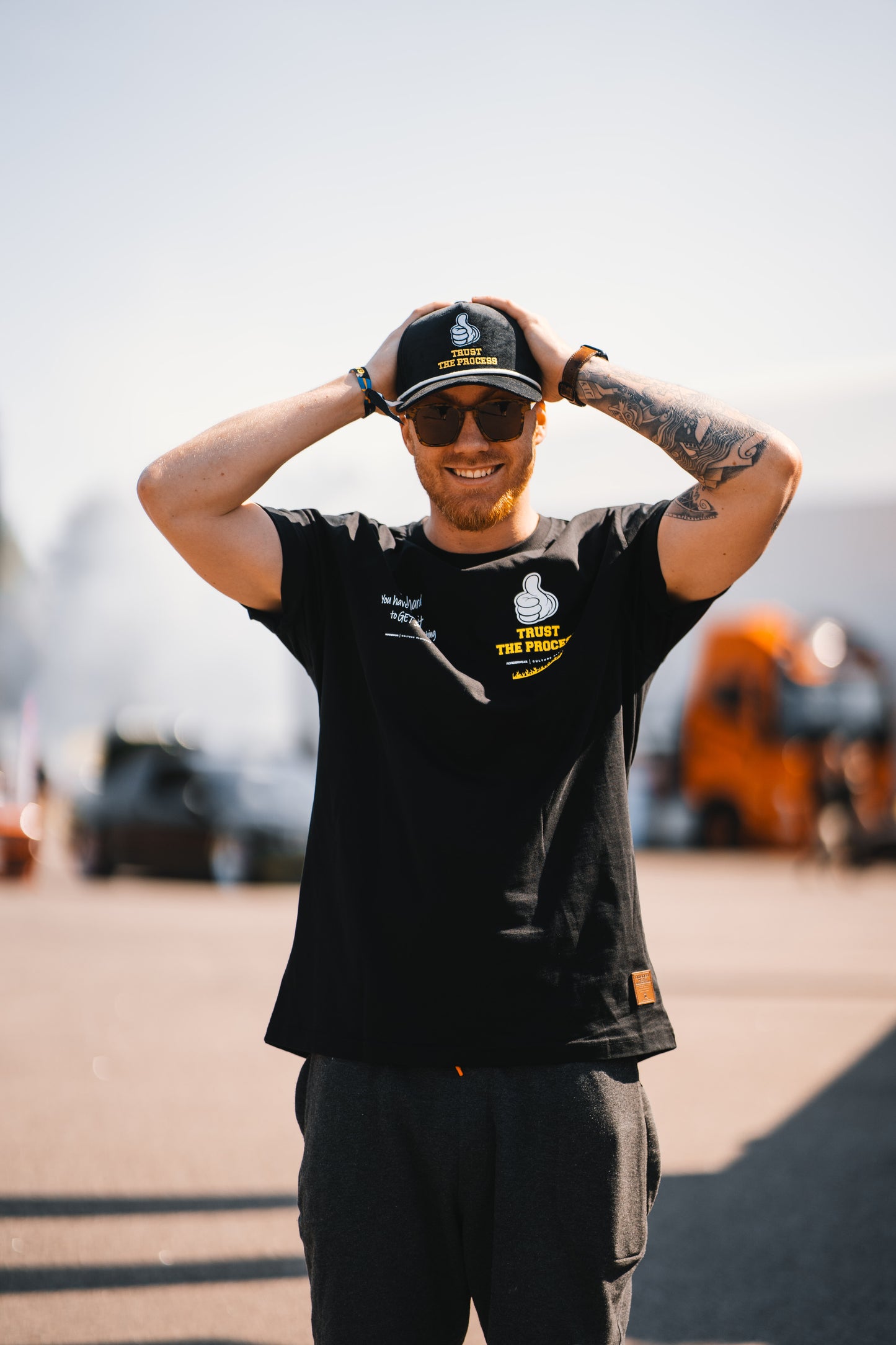 Roaderwear "Trust The Process" svart Tee / T-shirt - (Front Print Only)