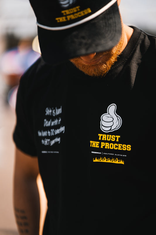 Roaderwear "Trust The Process" svart Tee / T-shirt - (Front Print Only)