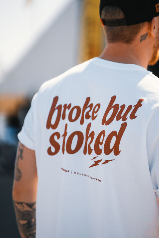 Roaderwear "Shitbox" Tee – Röd / Vit