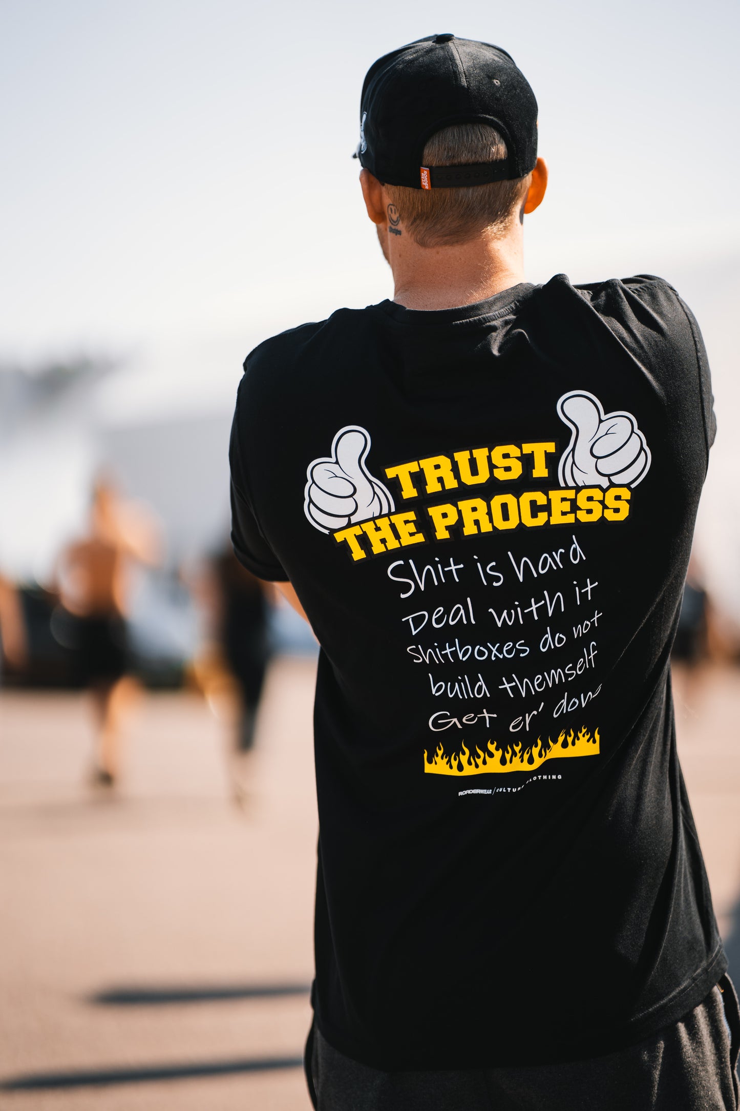Roaderwear "Trust The Process" Svart Tee / T-shirt - (Front / Back Print)