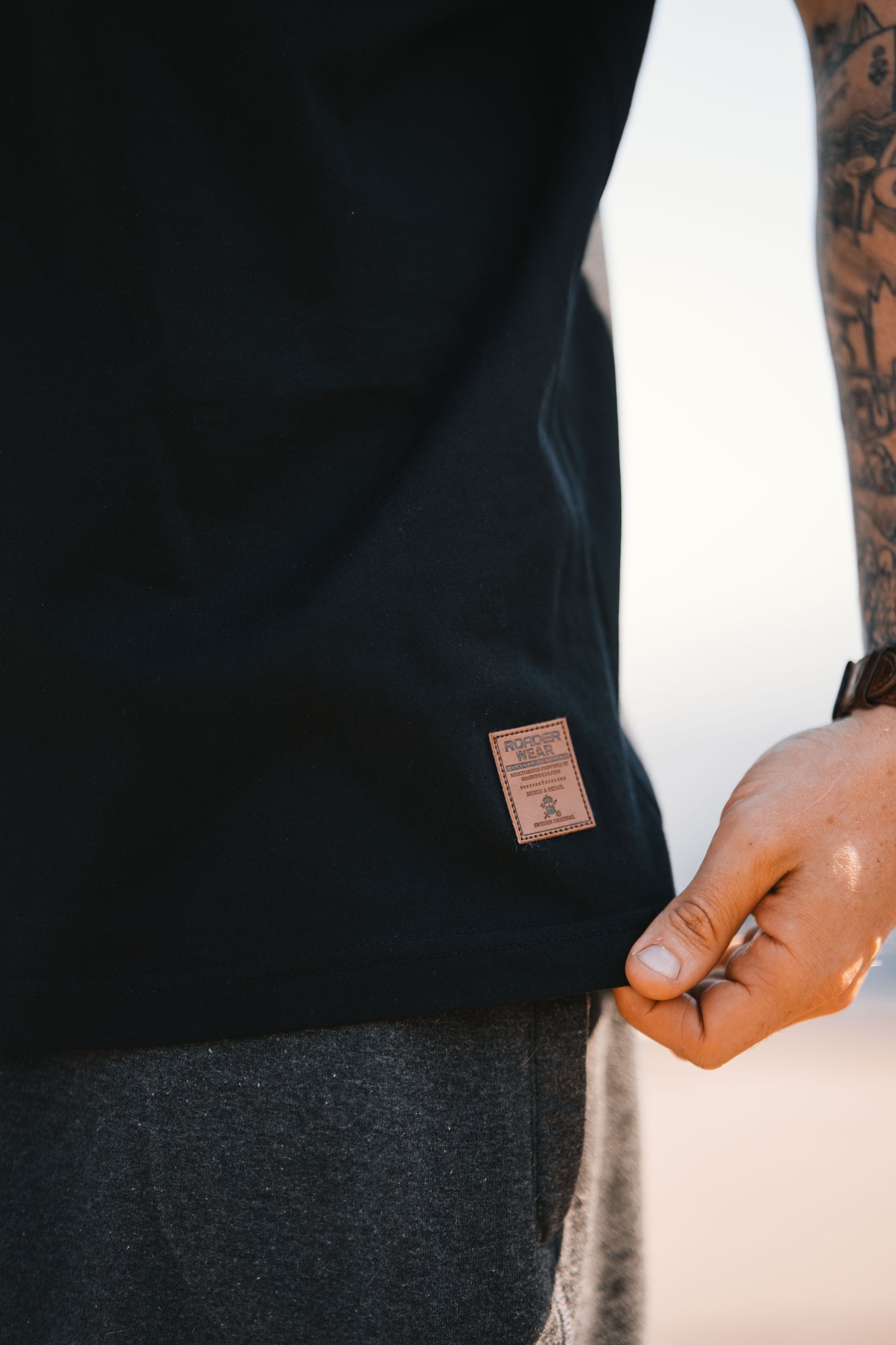 Roaderwear "Trust The Process" Svart Tee / T-shirt - (Front / Back Print)