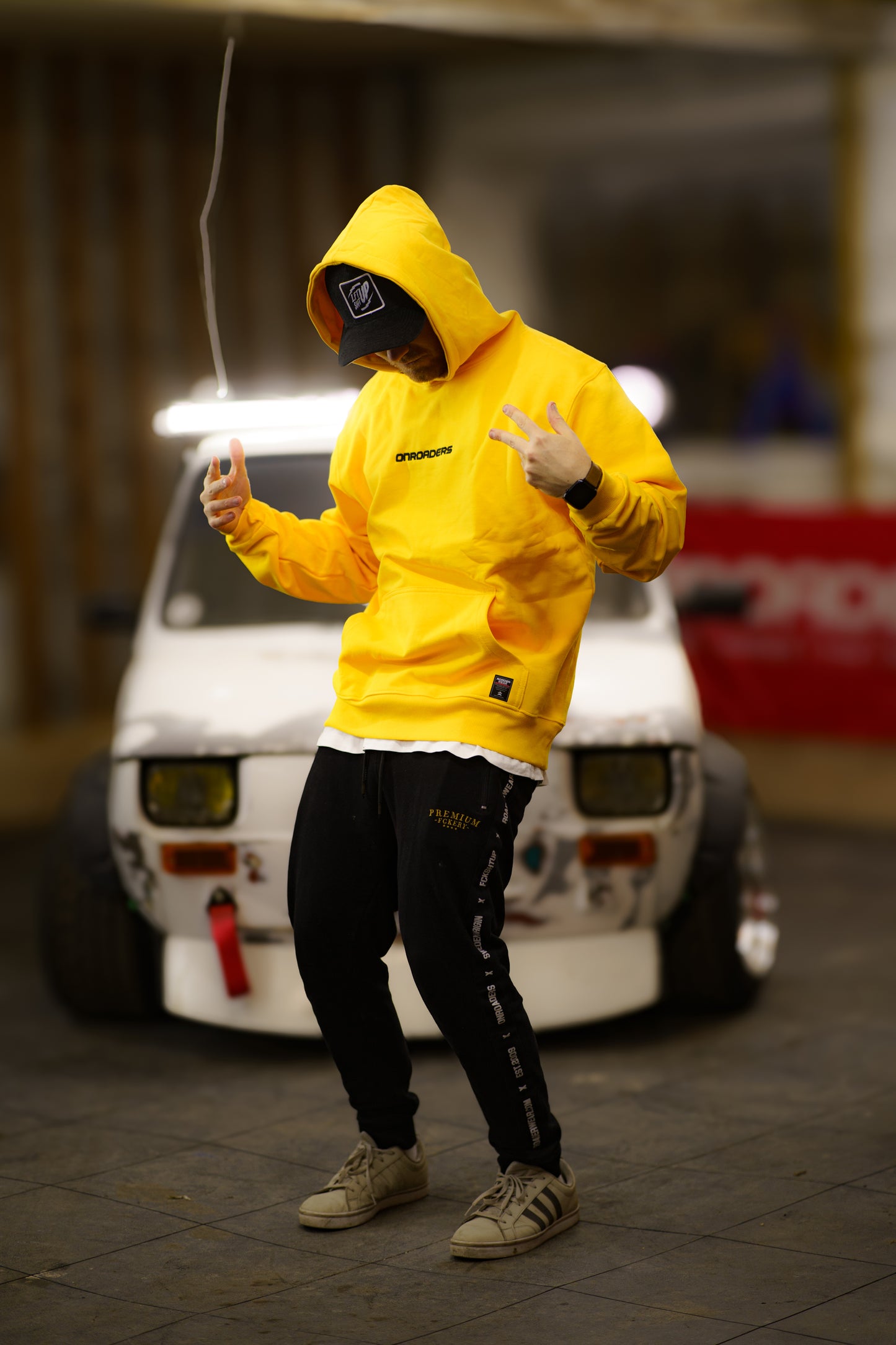 Onroaders hoodie - The Yellow One