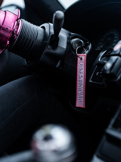 LIMITED PINK EDITION KEYCHAIN / NYCKELRING ROADERWEAR / ONROADERS
