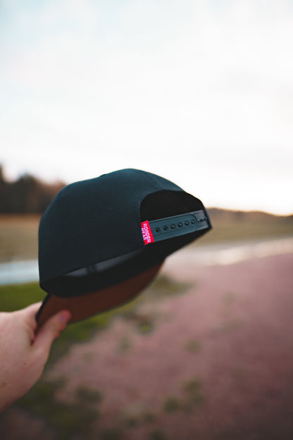 Onroaders Snapback Bar Logo Black