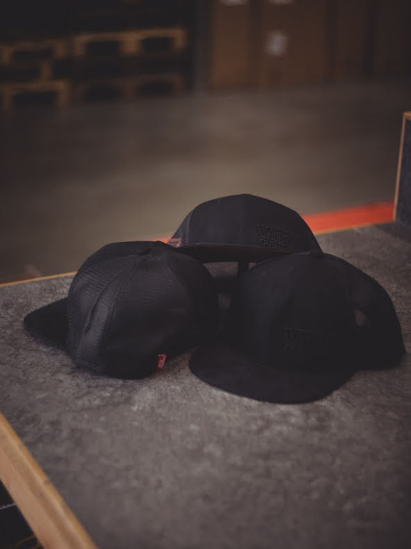 VMR Snapback Cap Black